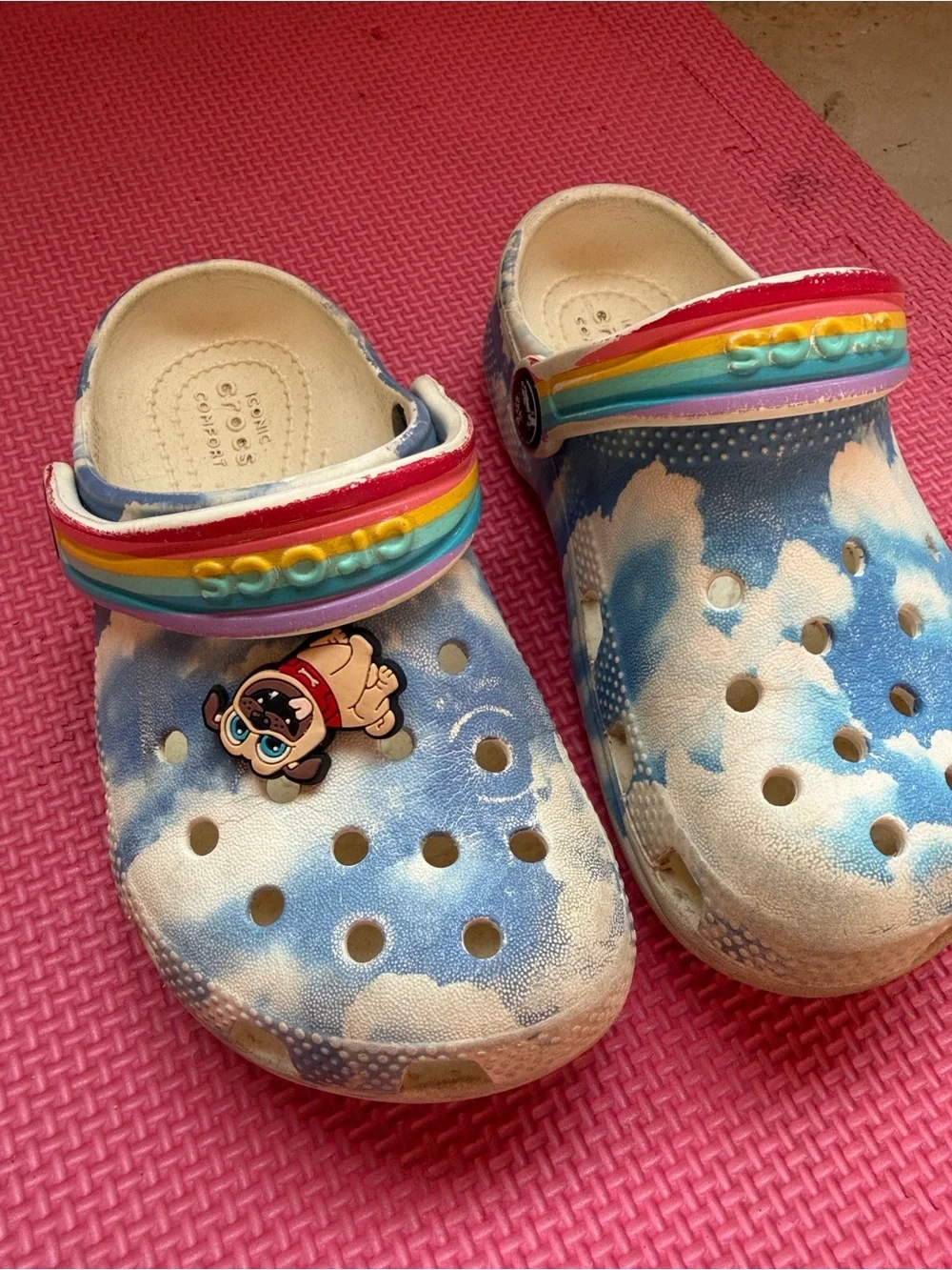CROCS Kids Blue and White Tie-Dye Clog Sandals with Rainbow Strap